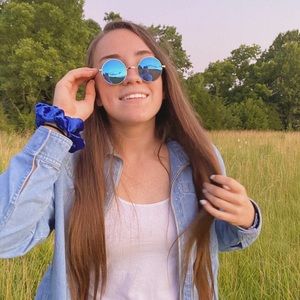 Meet your Posher, Bailey